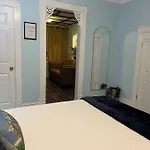 Luxury Suite By Tampa Convention Center & Hospital