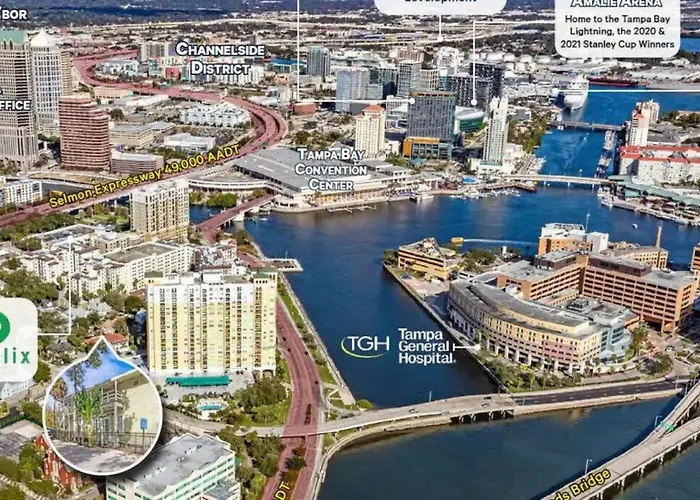 Luxury Suite By Tampa Convention Center & Hospital